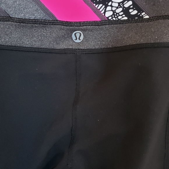 Lululemon capris - Picture 3 of 5